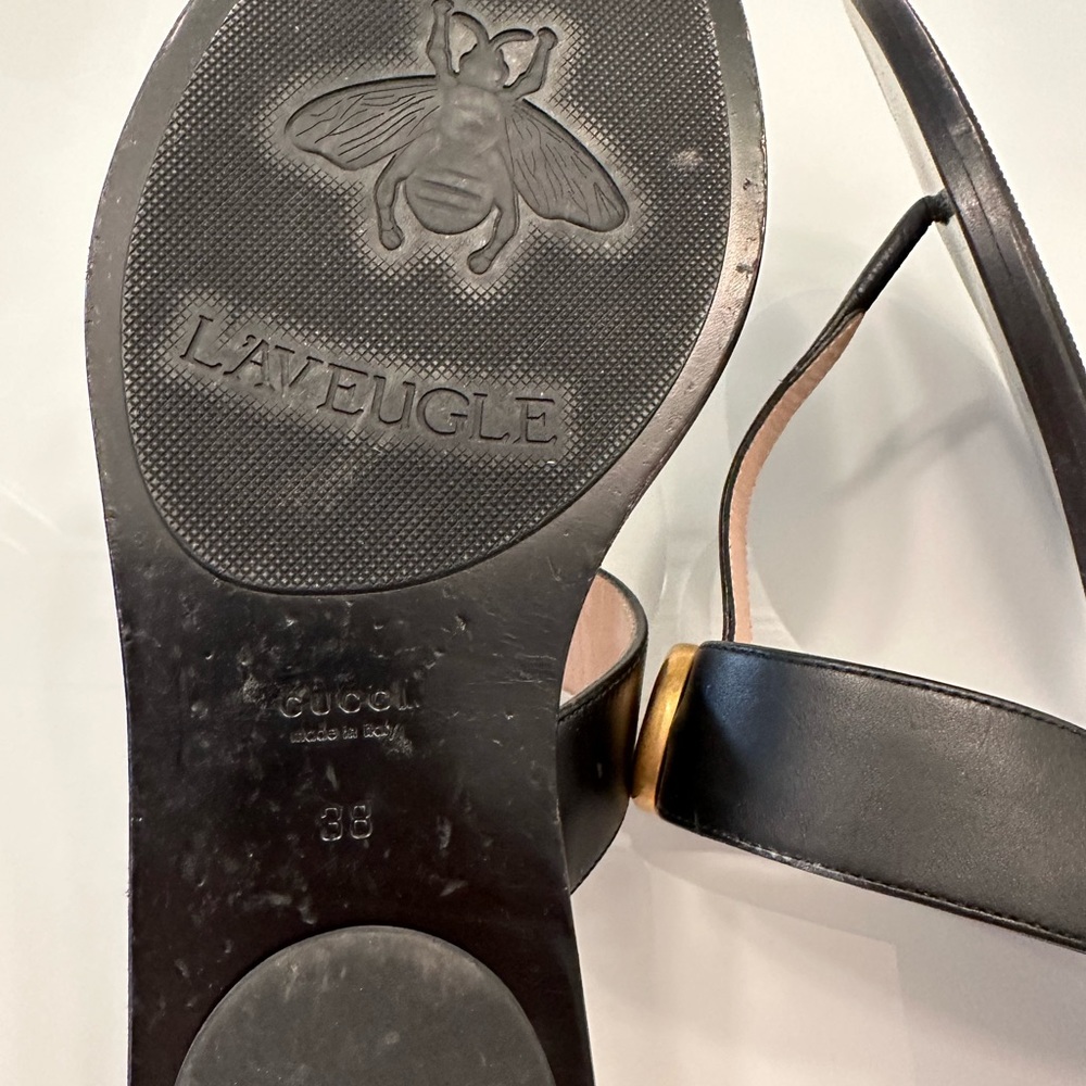 Like new authentic Gucci sandals. - Picture 6 of 8
